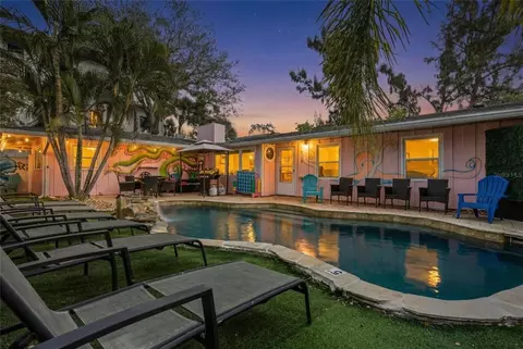 6550 Sabal Dr, Sarasota, FL 34242