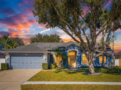 5714 Autumn Chase Cir, Sanford, FL 32773