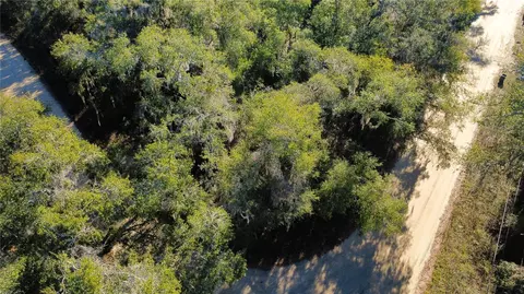 110 Leeward Rd, Satsuma, FL 32189