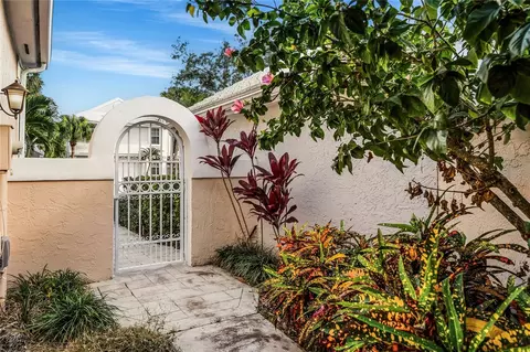 58 Windsor Ln, Palm Beach Gardens, FL 33418