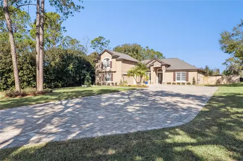 7611 Earlwood Ave, Mount Dora, FL 32757