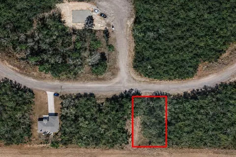 6975 N Lime Dr, Citrus Springs, FL 34433