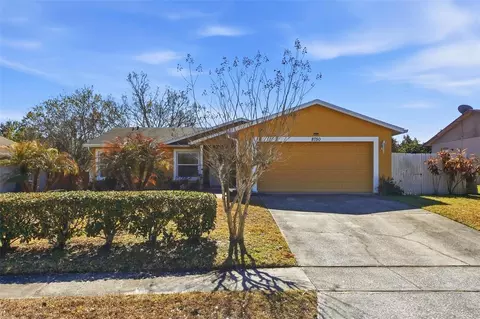 8750 Brackenwood Dr, Orlando, FL 32829