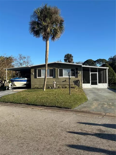124 Cedar St, Edgewater, FL 32141