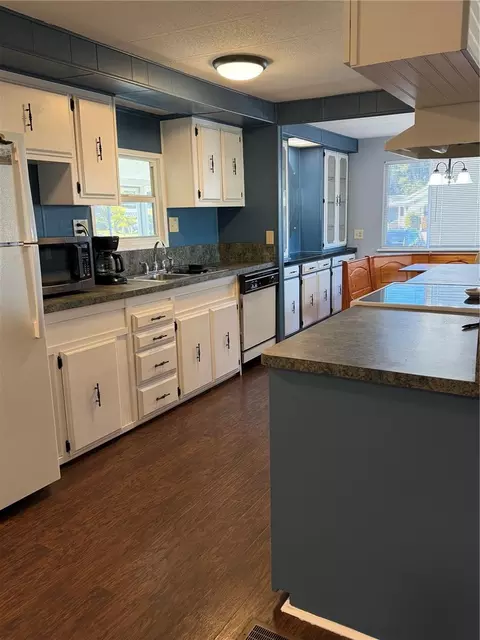 124 Cedar St, Edgewater, FL 32141 photo 4