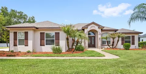 9468 Waterford Oaks Dr, Winter Haven, FL 33884