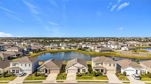 17127 Harvest Moon Way, Bradenton, FL 34211