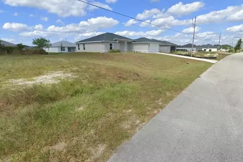 4939 Columbus Blvd, Sebring, FL 33872