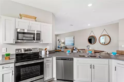 Kitchen - 5631 Nina Way, Saint Cloud, FL 34771 photo 1 of 5