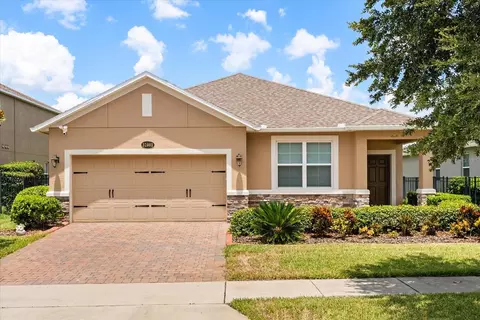 31992 Redtail Reserve Blvd, Sorrento, FL 32776
