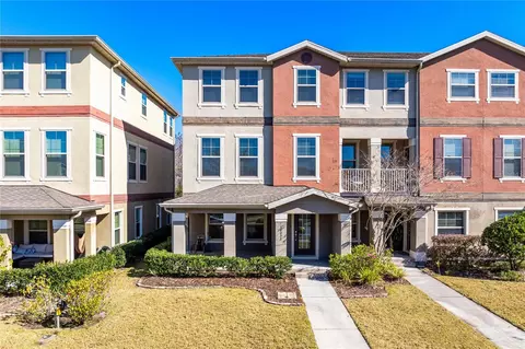10033 Town Lake Dr, Orlando, FL 32832