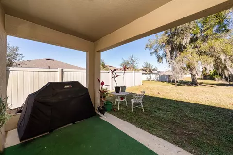 Exterior - 5275 Mayor Dr, Saint Cloud, FL 34771 photo 3 of 4