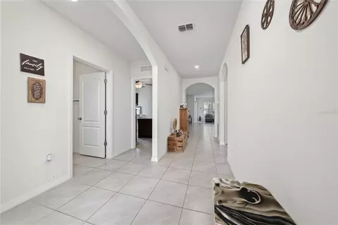Entry Way - 5275 Mayor Dr, Saint Cloud, FL 34771 photo 1 of 3