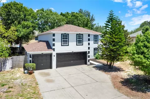 809 Deer Glen Ct, Fruitland Park, FL 34731