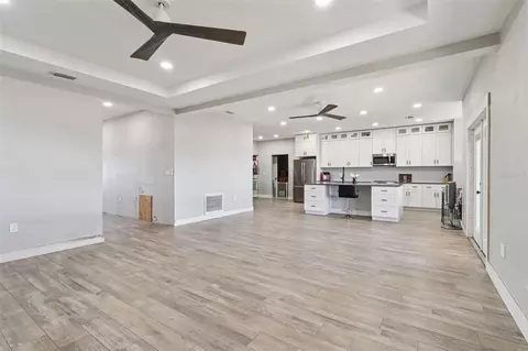 Living - Undisclosed, Clermont, FL 34711 photo 1 of 3