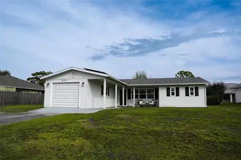 821 Barber St, Sebastian, FL 32958