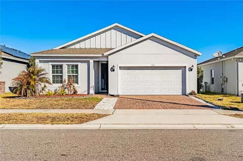 372 Meadow Pointe Dr, Haines City, FL 33844