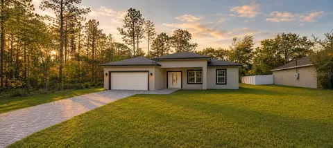 3286 W Crandon Dr, Citrus Springs, FL 34433