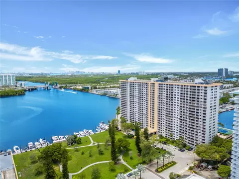 290 174 St #1006, Sunny Isles Beach, FL 33160