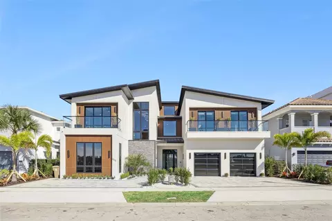 805 Golden Bear Dr, Reunion, FL 34747