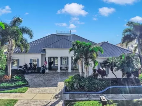 714 Islebay Dr, Apollo Beach, FL 33572