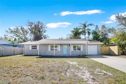 214 45th Ave NE, Saint Petersburg, FL 33703
