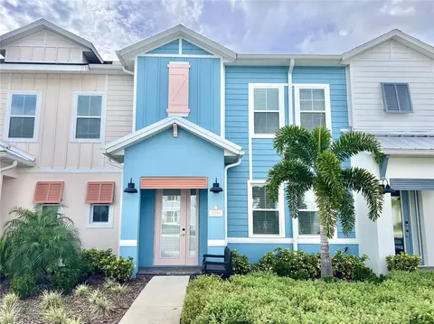 2946 Castaway Ln, Kissimmee, FL 34747