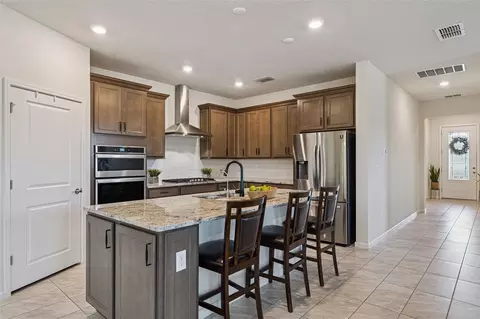 Kitchen - 6237 Citrus Grove Ct, Saint Cloud, FL 34771 photo 2 of 9