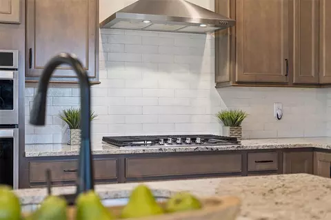 Kitchen - 6237 Citrus Grove Ct, Saint Cloud, FL 34771 photo 9 of 9