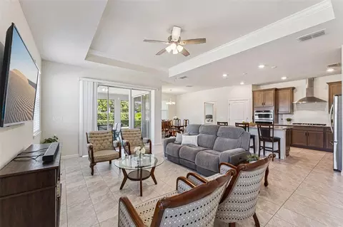 Living - 6237 Citrus Grove Ct, Saint Cloud, FL 34771 photo 1 of 3