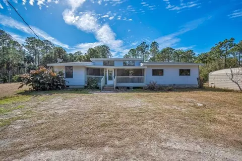 425 Scooter Pt, Geneva, FL 32732