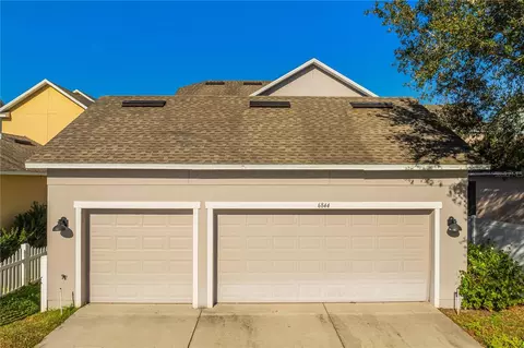 Exterior - 6844 Sundrop St, Harmony, FL 34773 photo 11 of 13