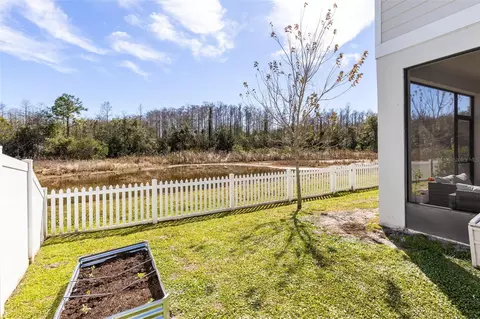 Exterior - 4160 Southern Vista Loop, Saint Cloud, FL 34772 photo 3 of 5