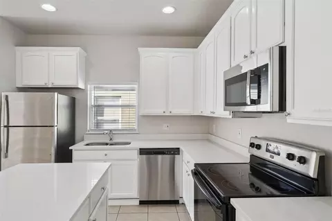 Kitchen - 2104 Justice Ln, Saint Cloud, FL 34769 photo 2 of 3