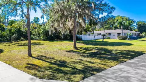 Nnnn E Holly Street, Howey In The Hills, FL 34737