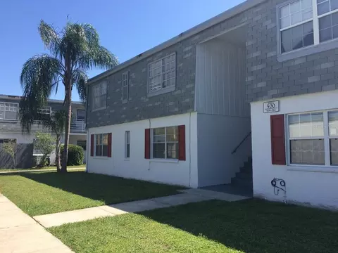 1000 S Semoran Blvd #512, Winter Park, FL 32792