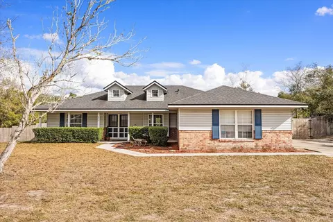 275 Walnut Ave, Orange City, FL 32763