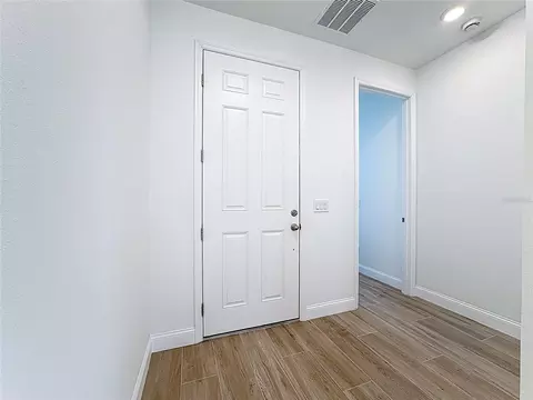 Entry Way - 5734 Cattle Ranch Dr, Saint Cloud, FL 34771 photo 2 of 8