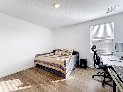 Bedroom - 5734 Cattle Ranch Dr, Saint Cloud, FL 34771 photo 6 of 12