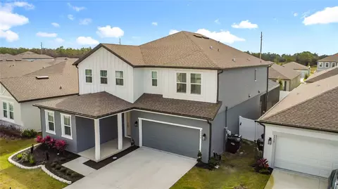 Exterior - 5734 Cattle Ranch Dr, Saint Cloud, FL 34771 photo 4 of 10