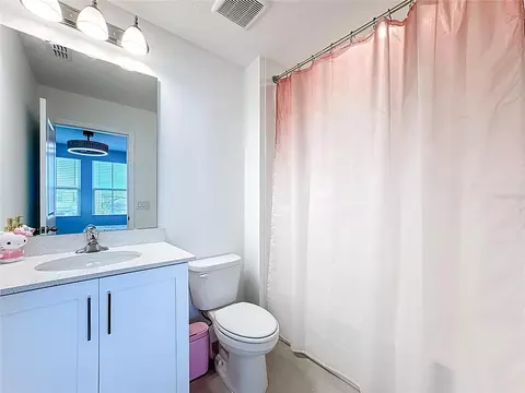 Bath - 5734 Cattle Ranch Dr, Saint Cloud, FL 34771 photo 5 of 5