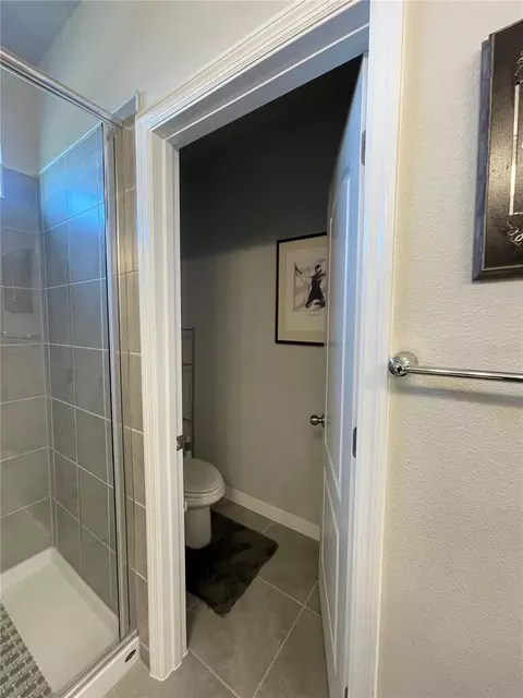 Bath - 1848 Terrapin Rd, Ocoee, FL 34761 photo 5 of 9