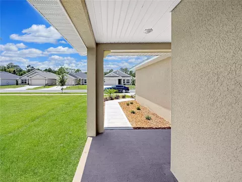 Exterior - 7625 Bent Tree Loop, Saint Cloud, FL 34773 photo 4 of 6