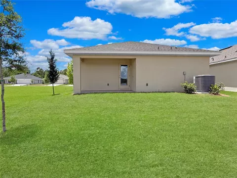 Exterior - 7625 Bent Tree Loop, Saint Cloud, FL 34773 photo 5 of 6