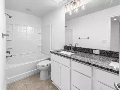 Bath - 7625 Bent Tree Loop, Saint Cloud, FL 34773 photo 1 of 2
