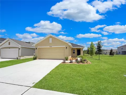 Exterior - 7625 Bent Tree Loop, Saint Cloud, FL 34773 photo 2 of 6