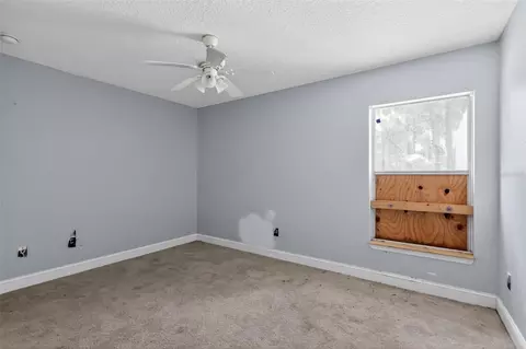Bedroom - 36101 Mattawan Dr, Eustis, FL 32736 photo 3 of 7