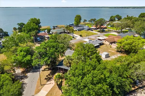 7247 Treasure Island Rd, Leesburg, FL 34788