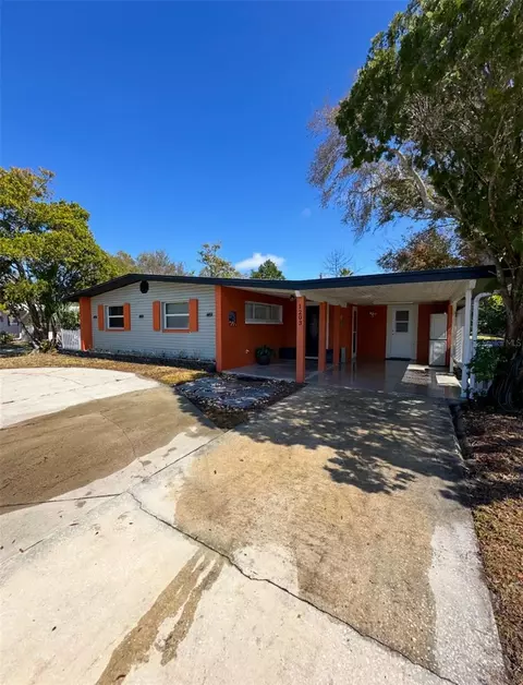 1203 N Saturn Ave, Clearwater, FL 33755