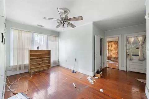 Living - 485 E Stanford St, Bartow, FL 33830 photo 4 of 4